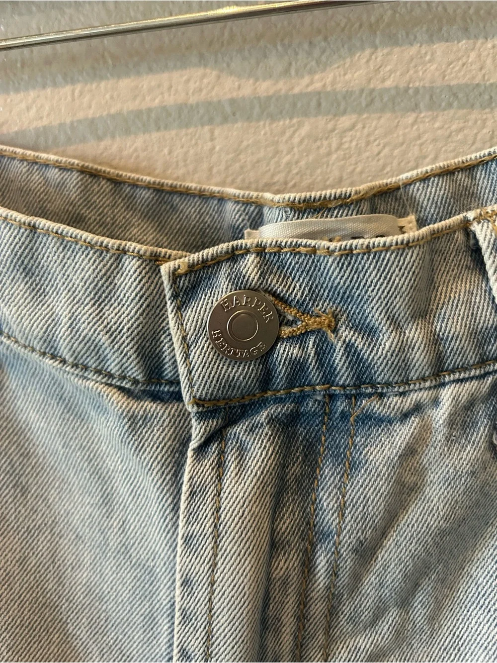 Francesca's Collections Light Wash Denim Jean Shorts - Picture 4 of 5